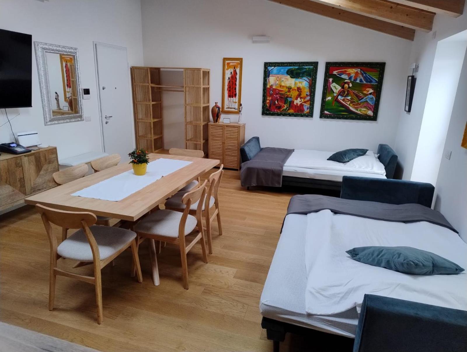 Boutique Apartments Cecilia Triëst Buitenkant foto