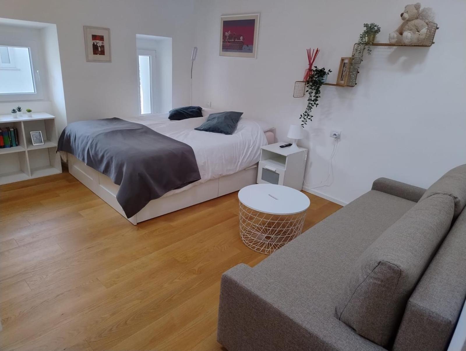 Boutique Apartments Cecilia Triëst Buitenkant foto